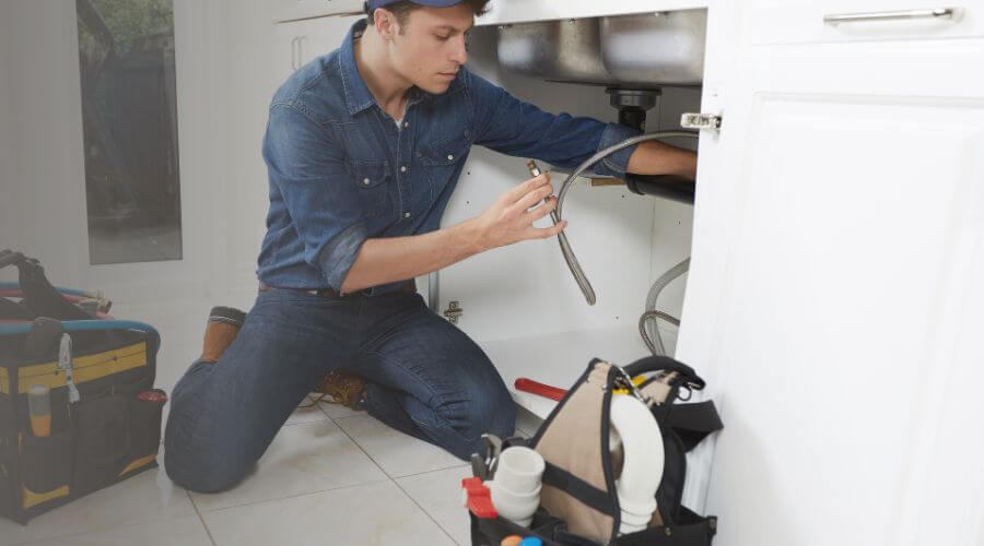 Expert burst pipe repair services in Fruitland, UT
